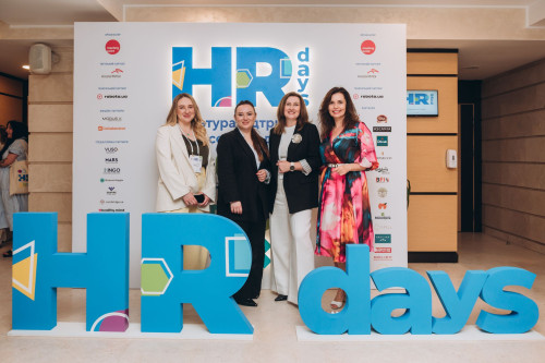 Як перевести HR у смартфон, коли 60% команди працює в полях